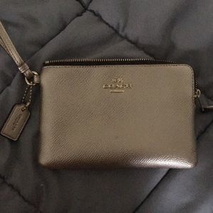 COACH Small Wristlet
